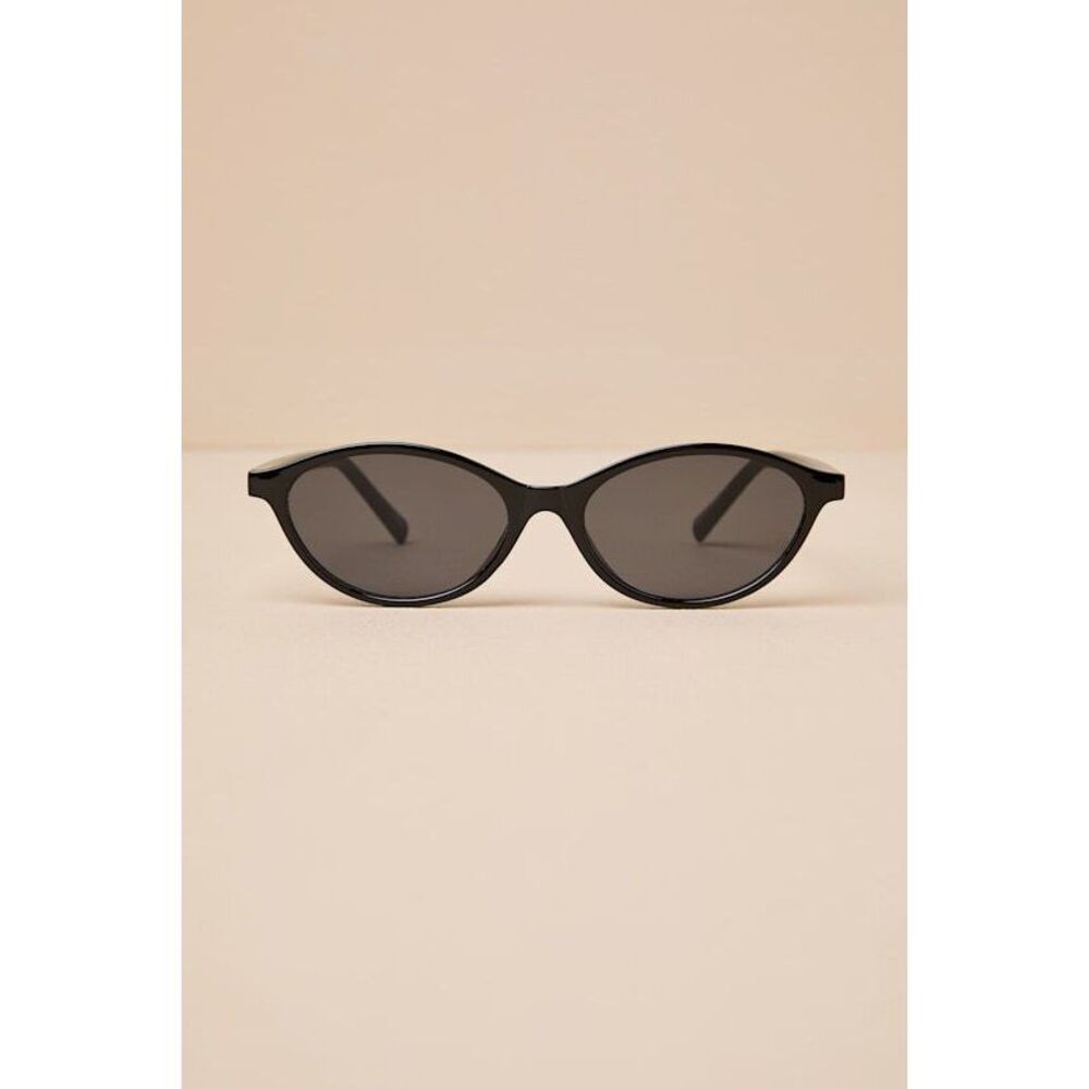 Lulus Kamari Black Oval Sunglasses - Size One Size